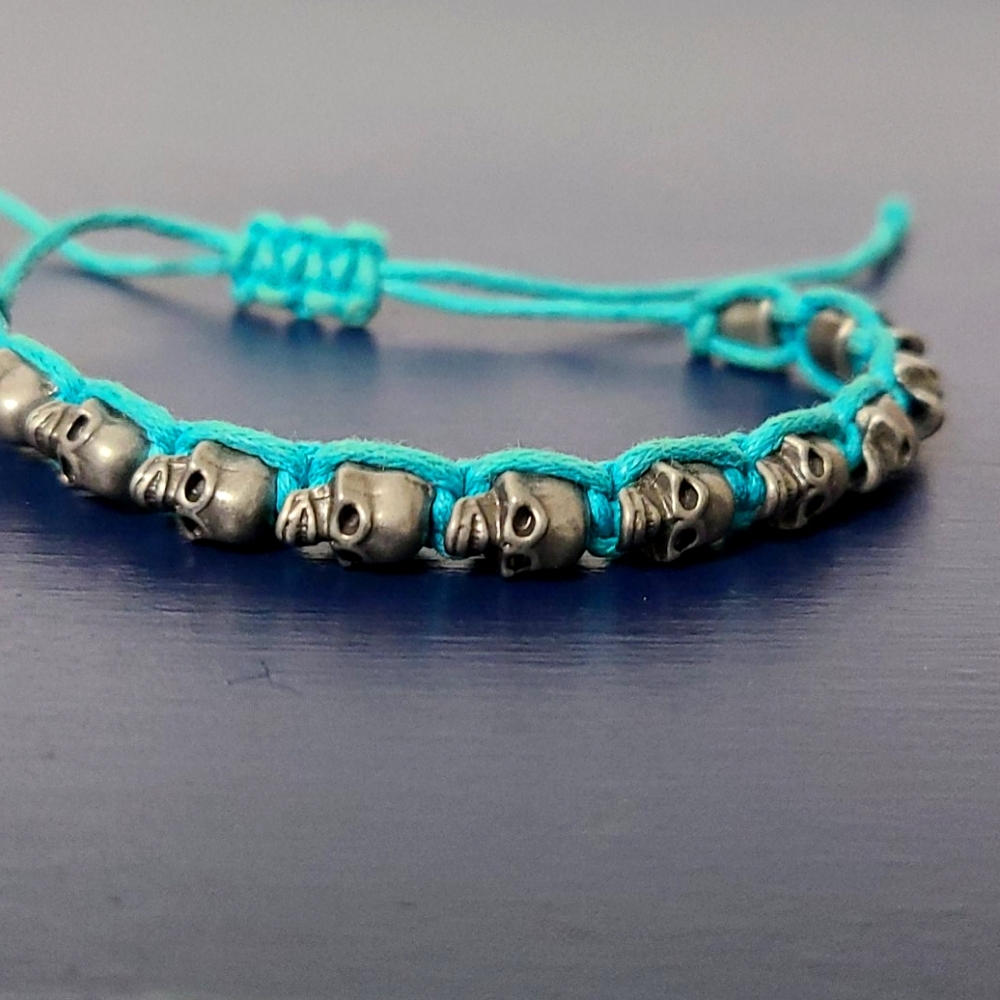 Skull bracelet